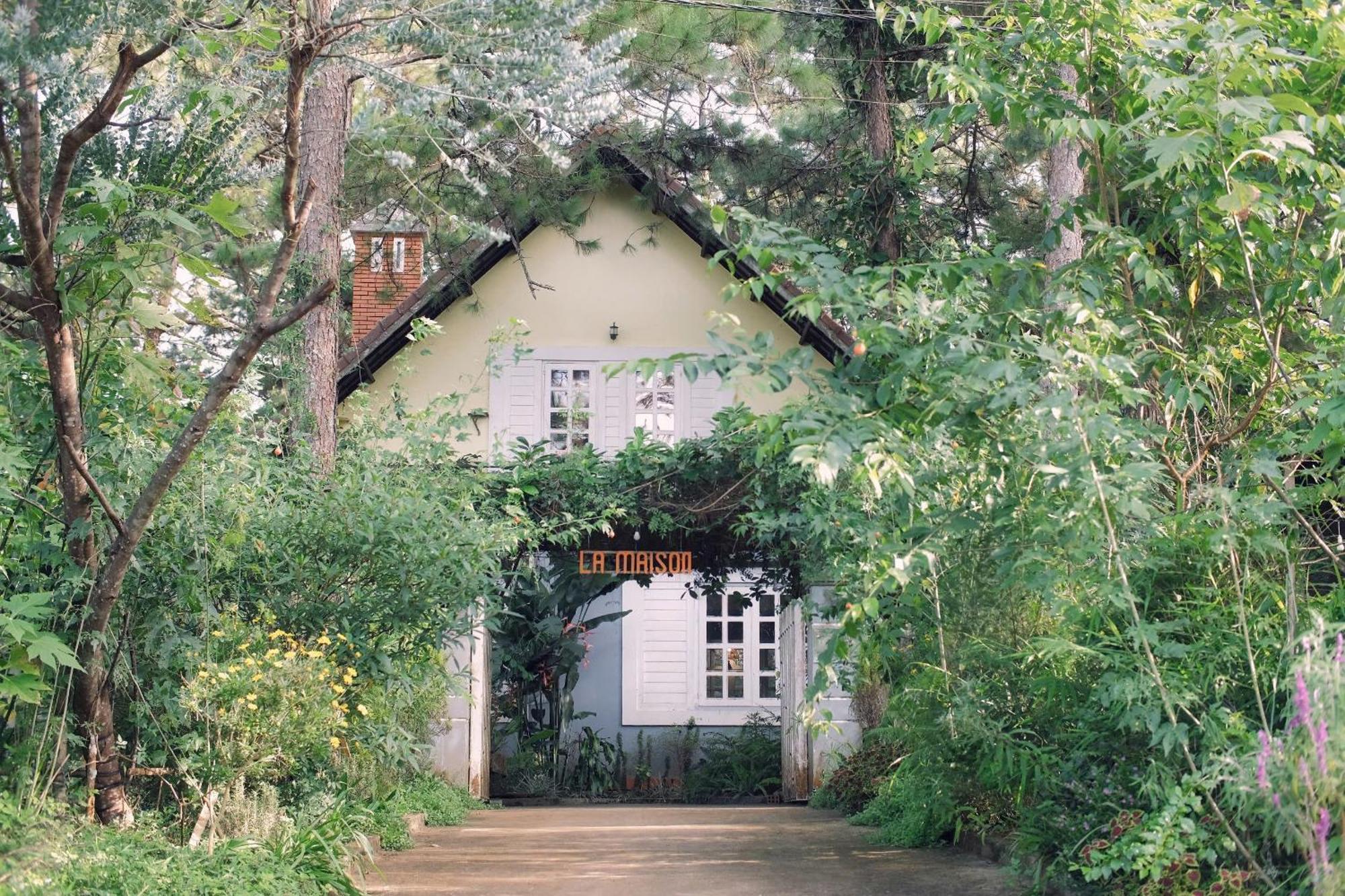 La Maison Homestay Mang Den Kon Tum Bagian luar foto
